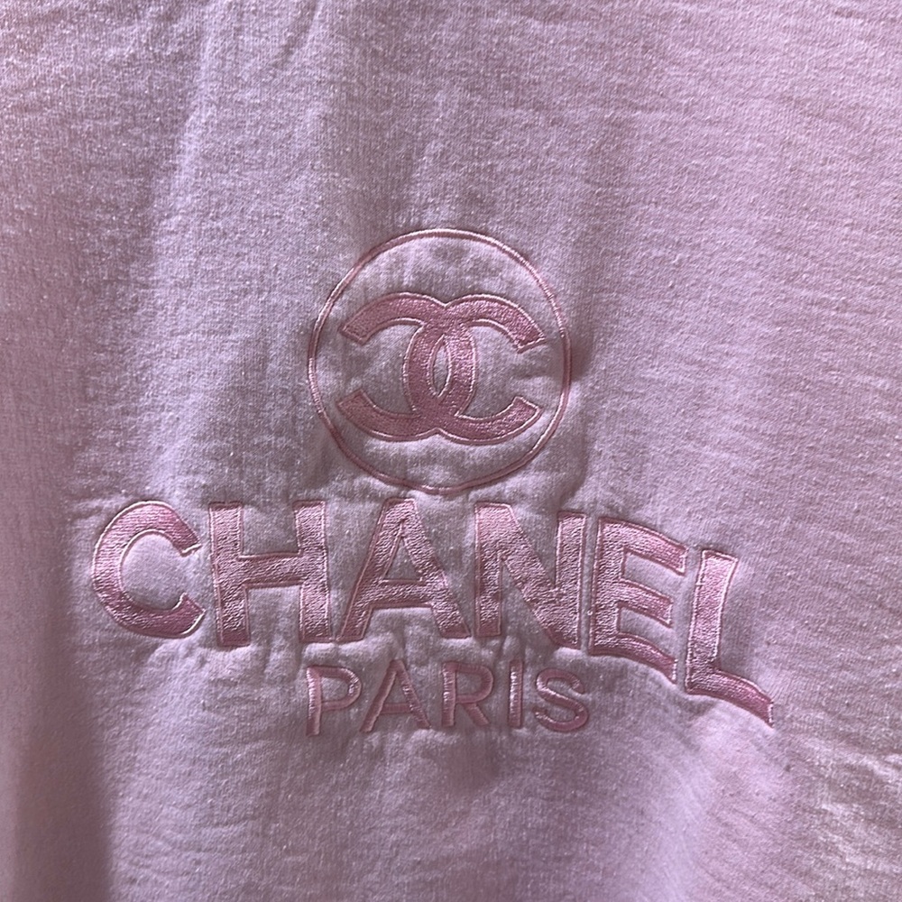 Super cute women’s sweatshirt, size med